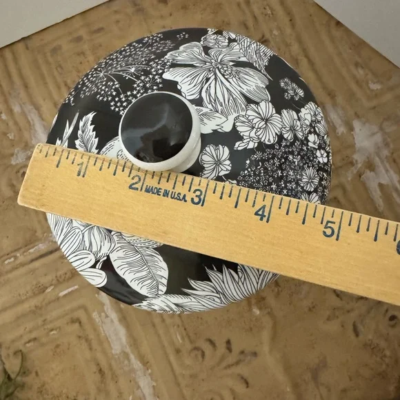 Liberty of London x Target Stoneware Canister - Picture 7 of 8